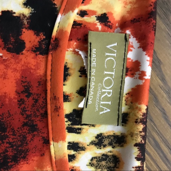 Victoria Collection cold shoulder top - Picture 3 of 6